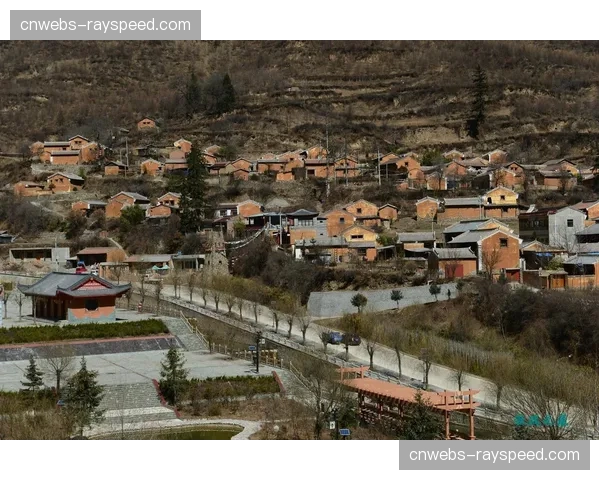 甘肃陇南越野跑与村超同步举行，37支球队亮相激活乡村春日经济